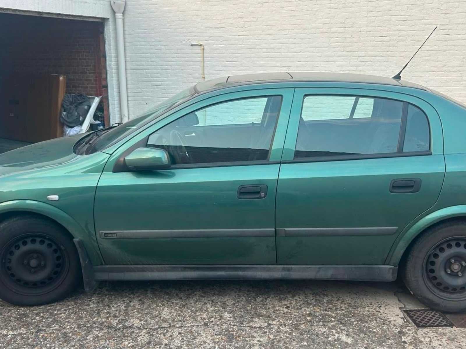 Opel Astra 1.4 16V 2000 - toit ouvrant, Achat, Entreprise, Autre carrosserie, Astra