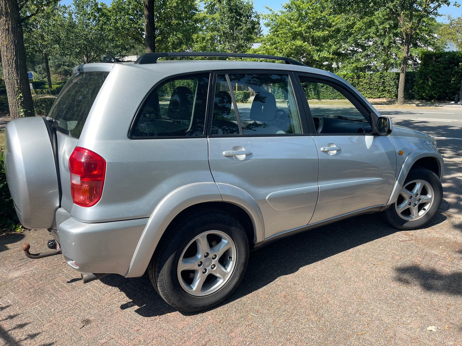 Rav 4 4x4 AUTOMATIQUE/CLIMATISATION ! ! ! ! !, Autos, Achat, 110 kW, Entreprise, 5 portes