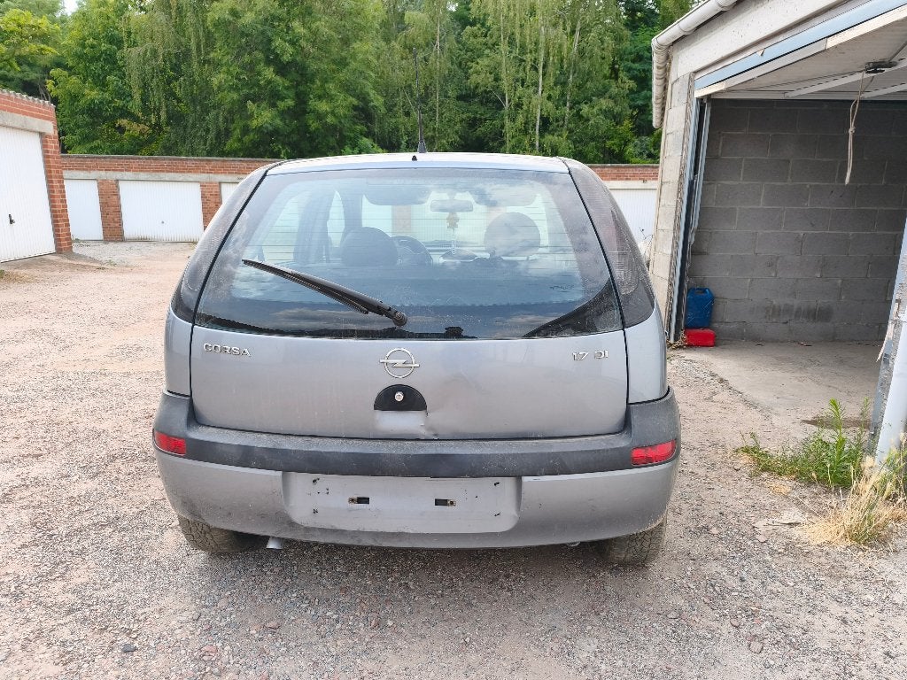 Bonjour je vends une Opel Corsa c, Autos, Argent ou Gris, 12 kW, Noir, 5 portes