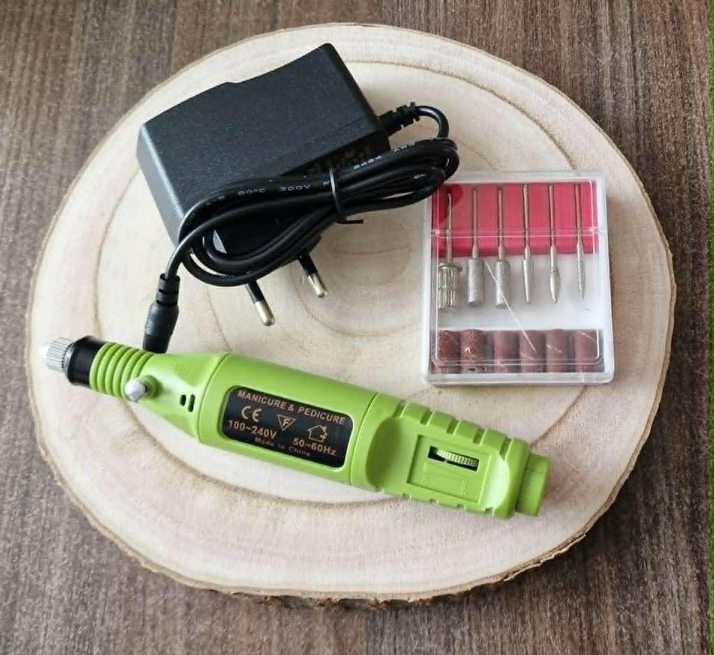 Coupe-ongles électrique vert, Enlèvement ou Envoi, Neuf, Soin des mains et des pieds