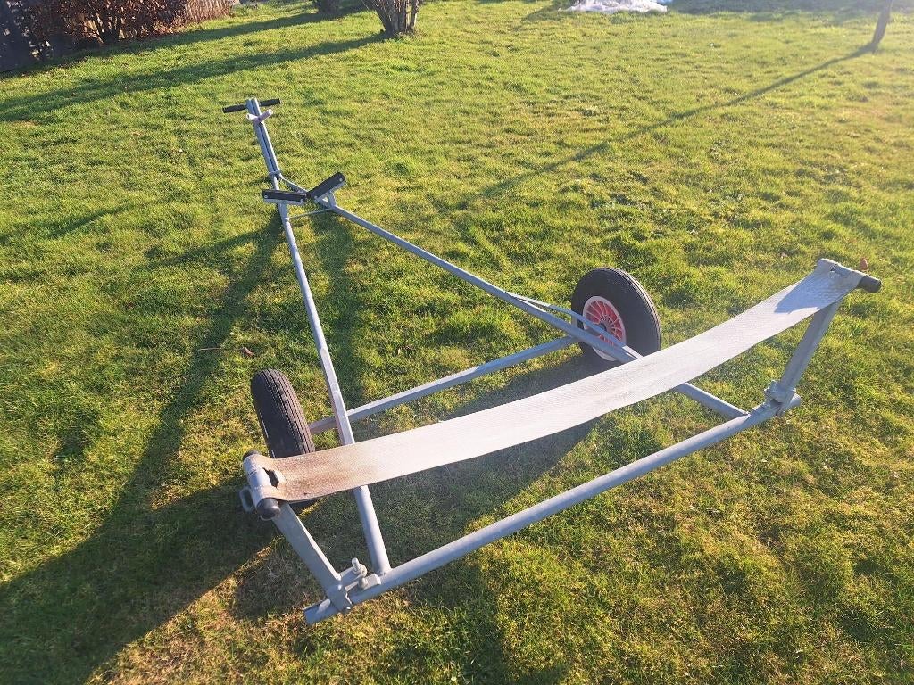 Aanhangwagen voor het lanceren van een rubberboot, Ophalen, Zo goed als nieuw