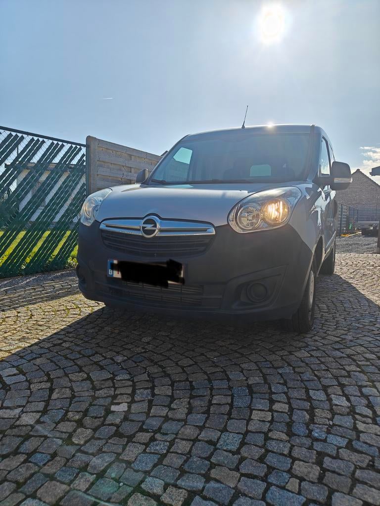 Opel Combo 1.4i 88000 km 2018, Auto's, Stof, 4 cilinders, 1396 cc, Particulier