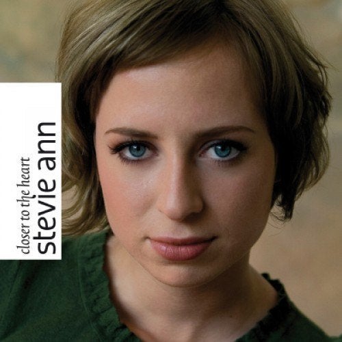 CD EN VENTE STEVIE ANN - Closer To The Heart, Envoi