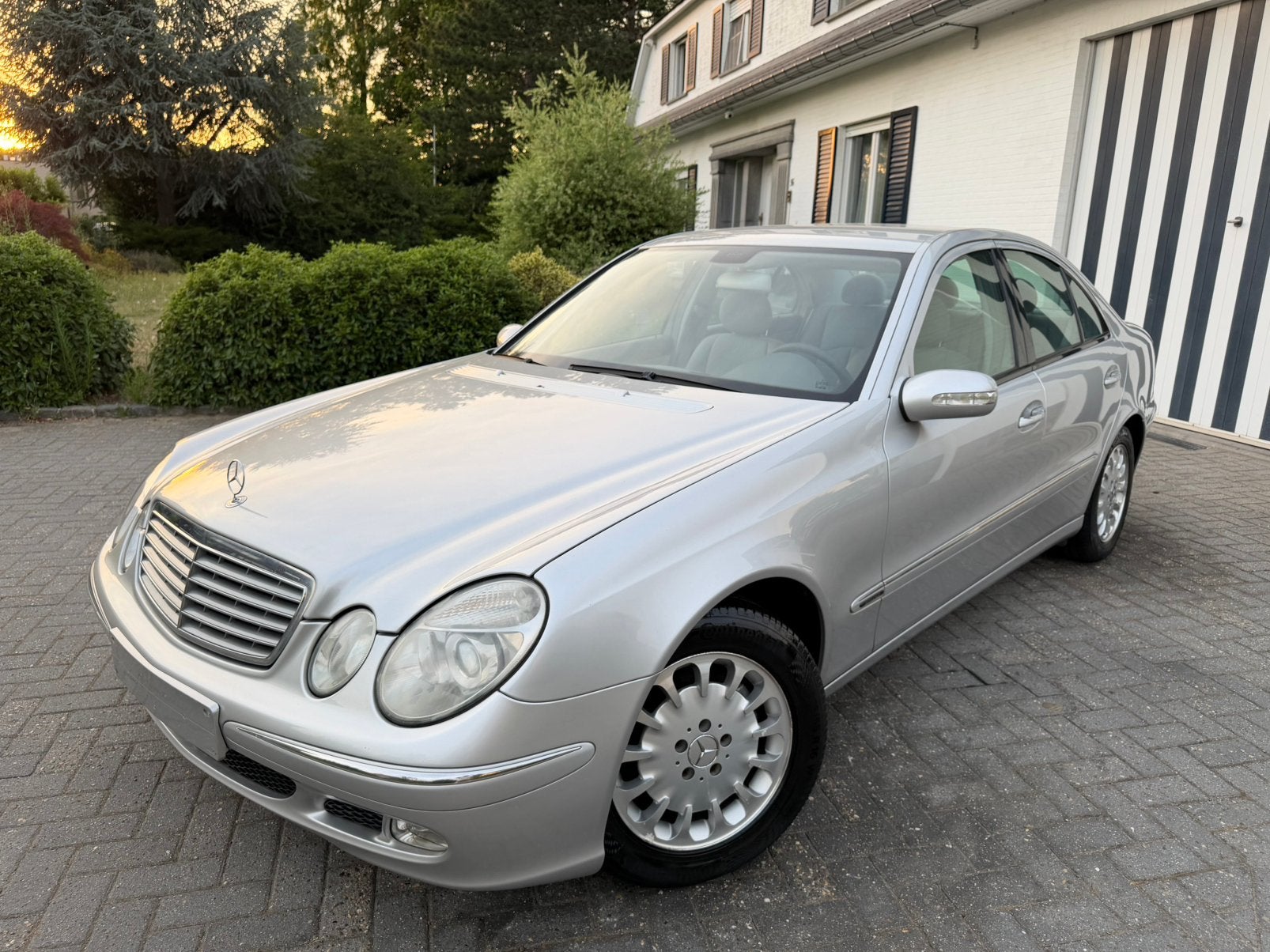 Mercedes E220 CDI - Gekeurd - Groot Onderhoud - Nieuwstaat!, Auto's, Automaat, Stof, 110 kW, 4 cilinders