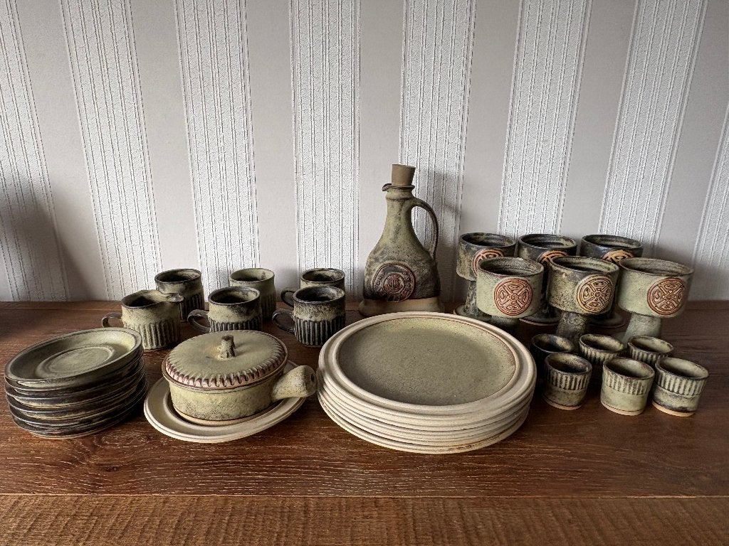 Vaisselle Vintage Tremar Pottery UK — 32 pièces (années 70), Antiquités & Art, Enlèvement