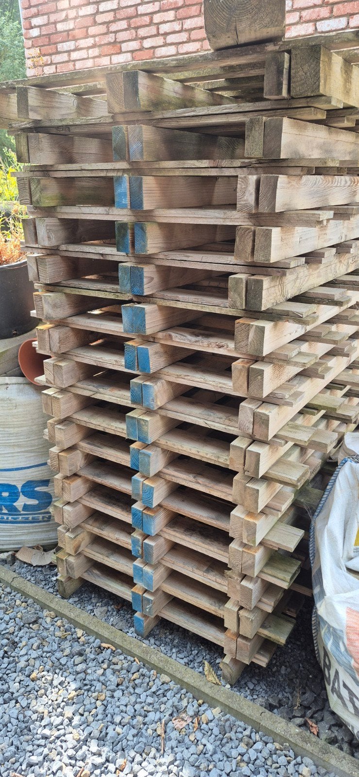31 palettes de bois, Bricolage & Construction, Bois & Planches, Enlèvement