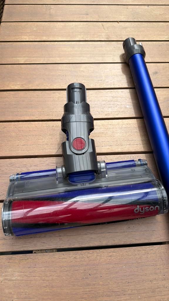 Brosse Dyson Fluffy + manche, Electroménager, Enlèvement, Comme neuf, Dyson