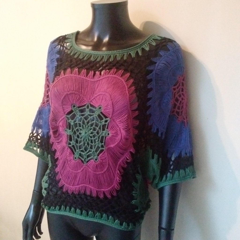 Joli haut et chemise coloré pour femme, Manches courtes, Taille 38/40 (M), Comme neuf, Dames top/tshirt