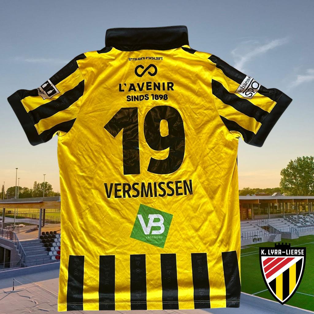 Matchworn shirt | K. Lyra-Lierse | Lennert Versmissen, Sport en Fitness, Voetbal, Gebruikt, Shirt, Service@jako.com, Maat L