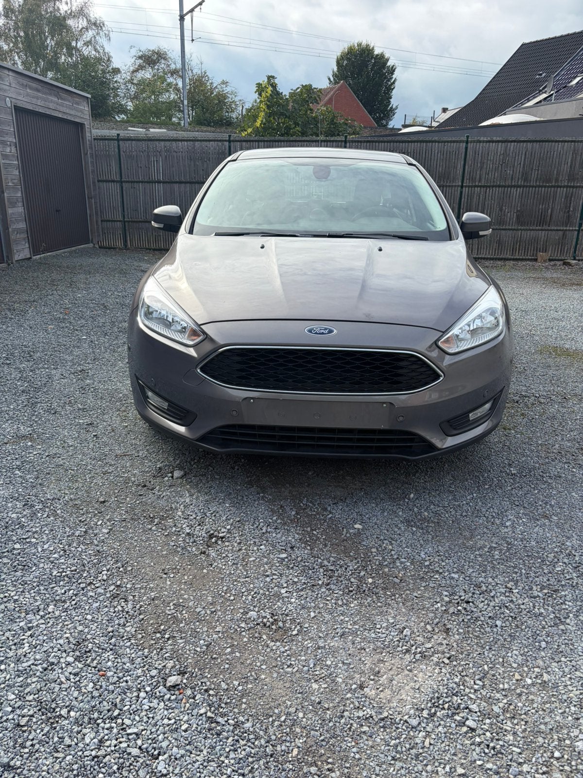 Ford focus 1.0i blanco gekeurd garantie, Autos, Focus, Argent ou Gris, Achat, https://public.car-pass.be/vhr/1c0ccb8b-6e4f-4217-b0d0-adde47aa390f