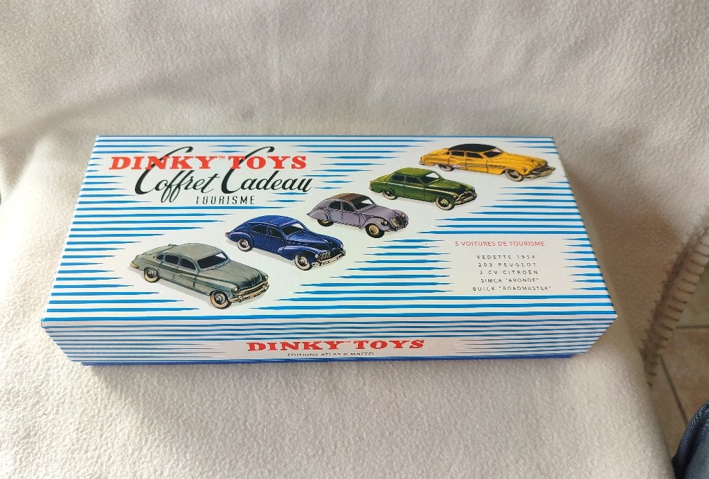 Dinky Atlas: Coffret "Tourisme"  (coffret cadeau n 24), Enlèvement ou Envoi, Comme neuf, Voiture, Dinky Toys