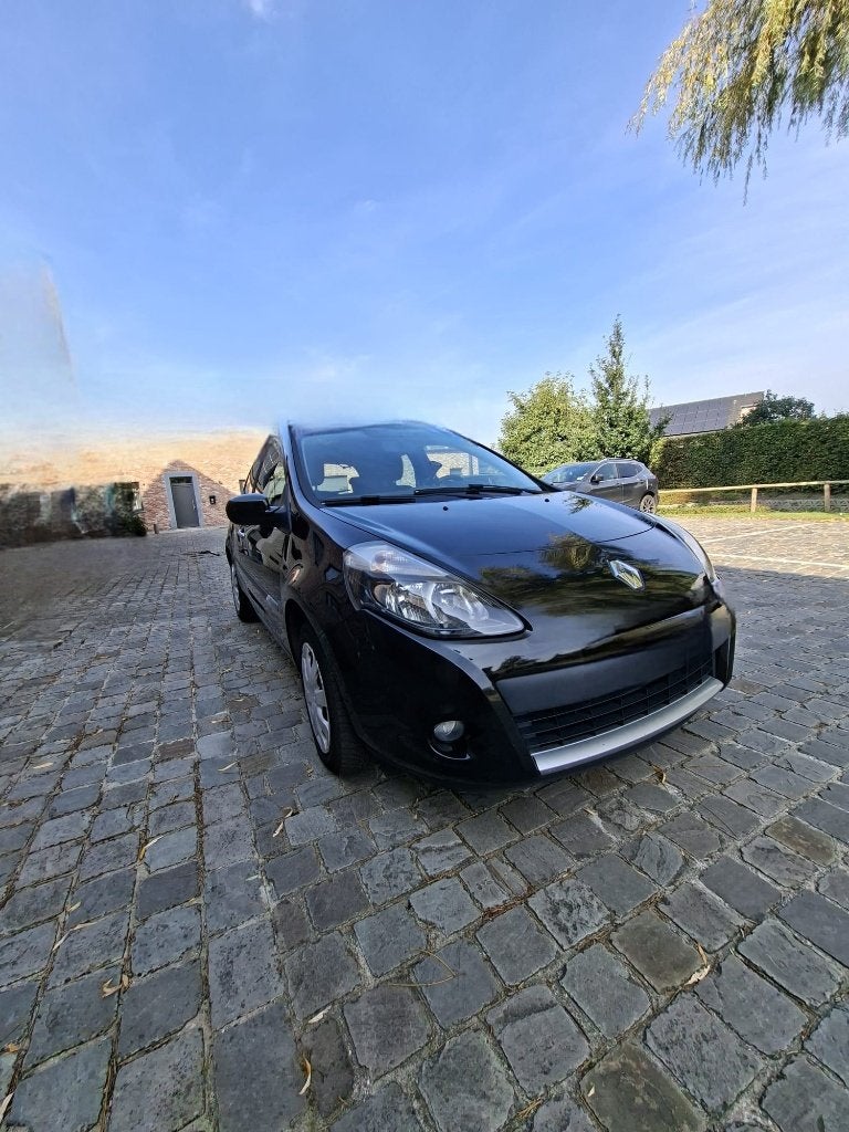 Renault Clio, Autos, Euro 5, Rétroviseurs extérieur chauffants, Boîte manuelle, 1200 kg
