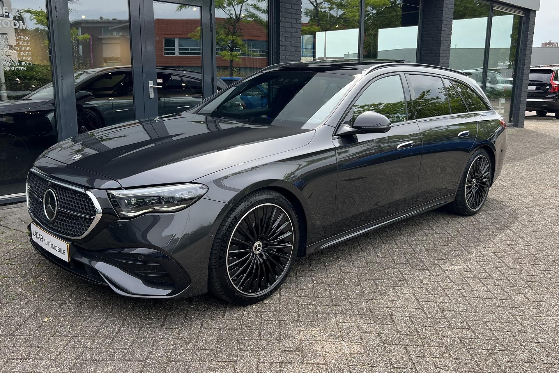 Mercedes-Benz E-Klasse Estate 300e AMG Line I Luchtvering I, Autos, Cuir, Argent ou Gris, Euro 6, Entreprise