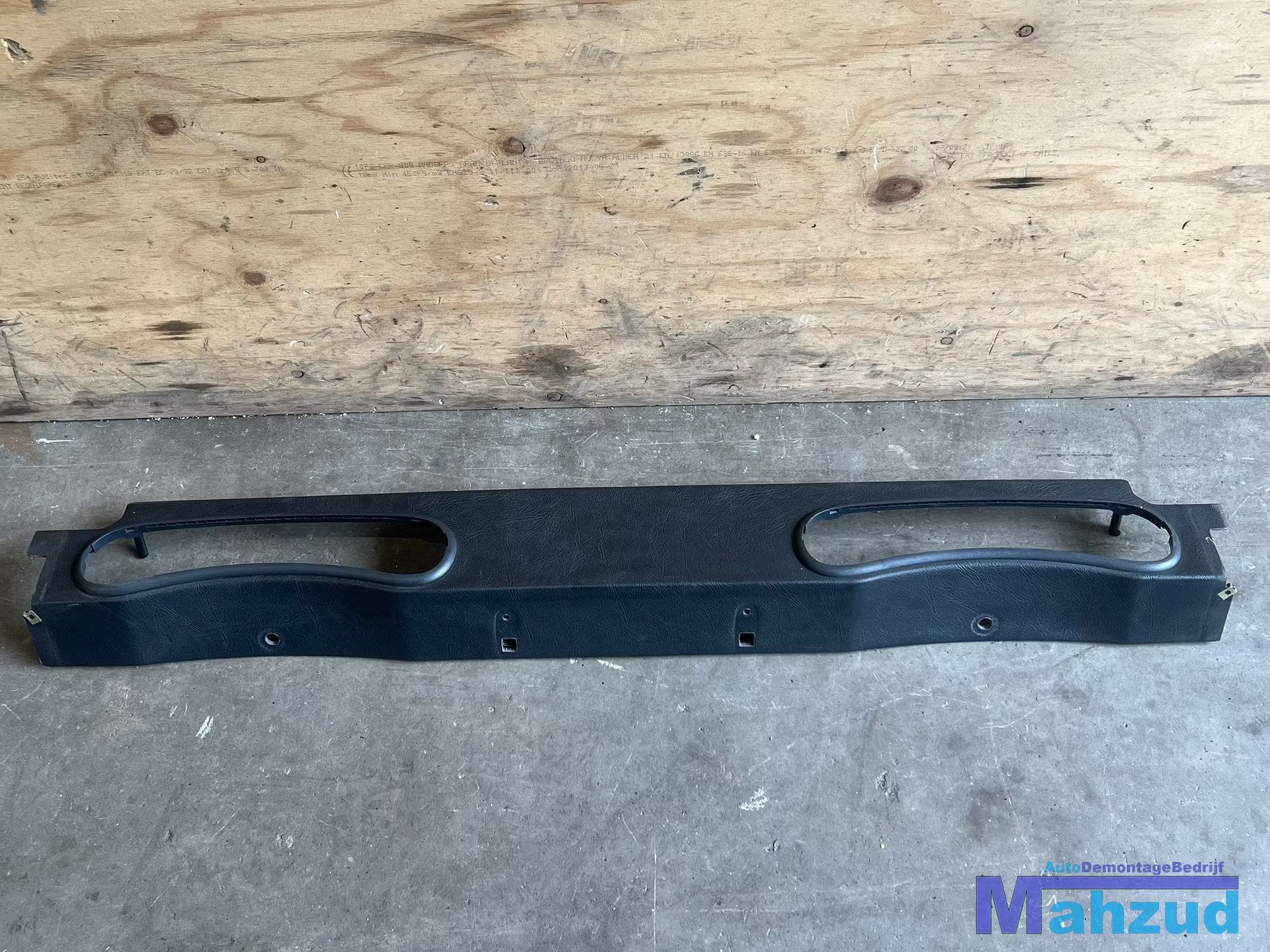 MERCEDES SLK R170 hoofdsteun rollover afdekkap 1706900625, Auto-onderdelen, Gebruikt, Mercedes-Benz AG, Mercedes-Benz, Mercedesstrasse 120
70372  Stuttgart, DE