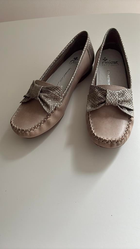 Chaussures pour femmes 20€, Enlèvement, Neuf, Beige, Chaussures de danse