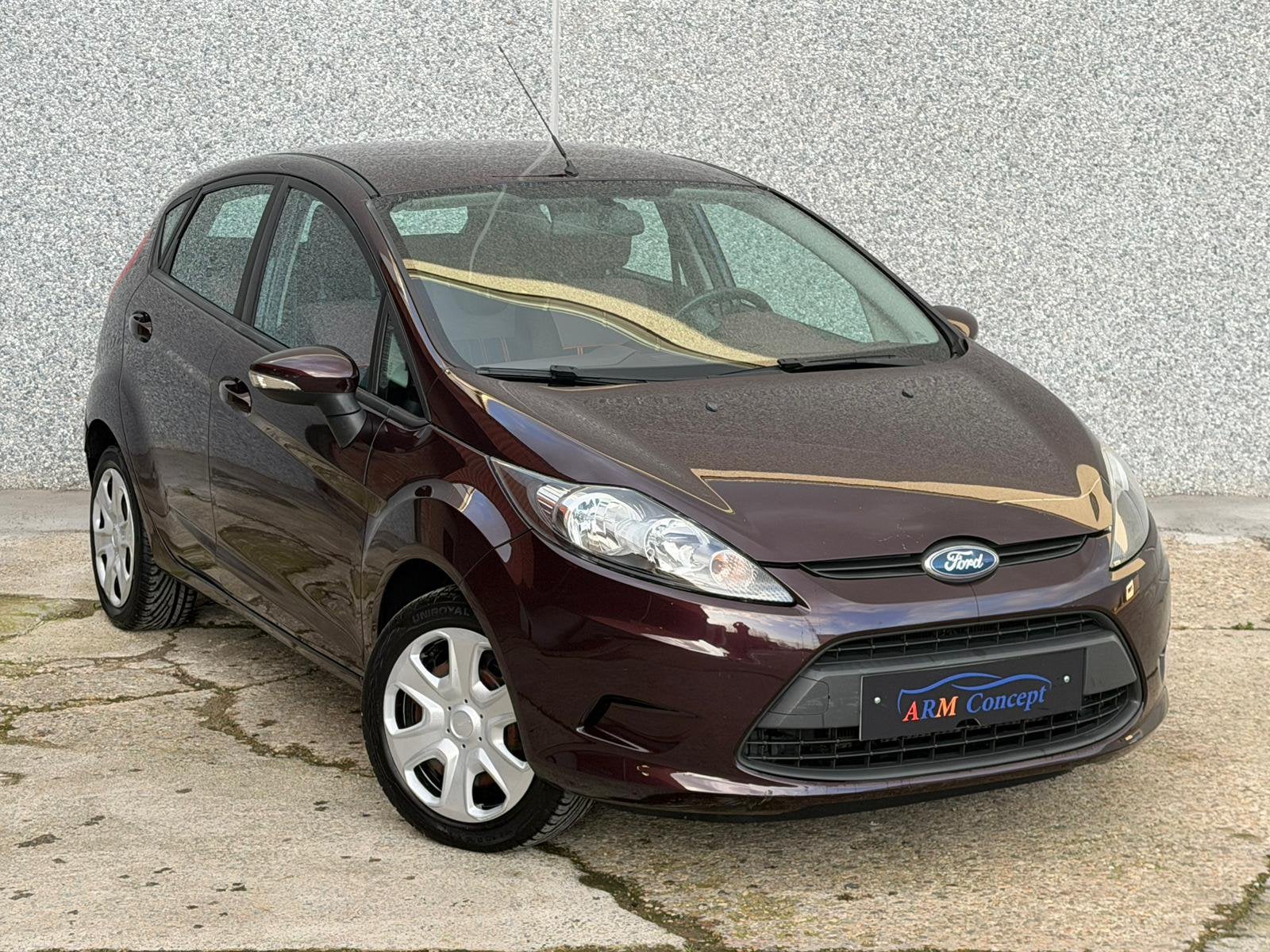 Ford Fiesta 1.25 essence 2009 prête à immatriculer, Autos, Ford, Rouge, Achat, Entreprise, Boîte manuelle