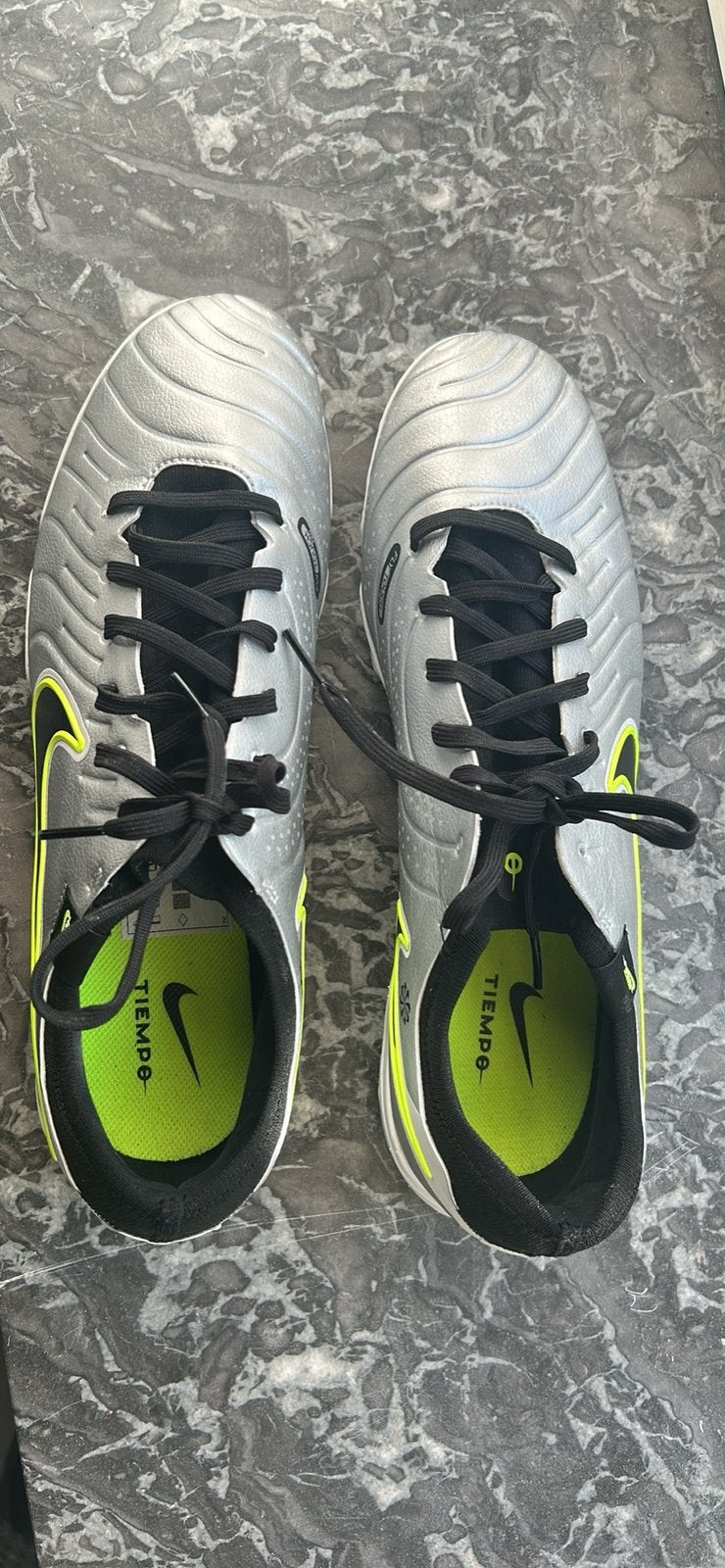 Nike Tiempo Football Boots – Size 47 – Like New, Enlèvement, Comme neuf, Chaussures