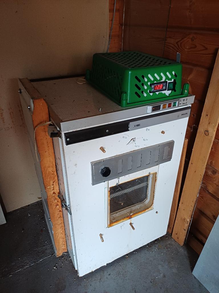 broedkast, Dieren en Toebehoren, Pluimvee | Toebehoren, Ophalen, Gebruikt, Broedmachine