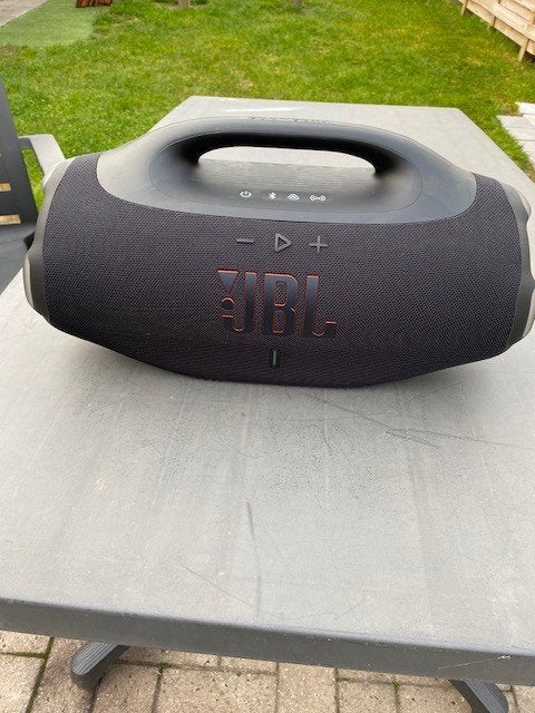 BOOMBOX 4, Audio, Tv en Foto, Luidsprekerboxen, Ophalen, Zo goed als nieuw