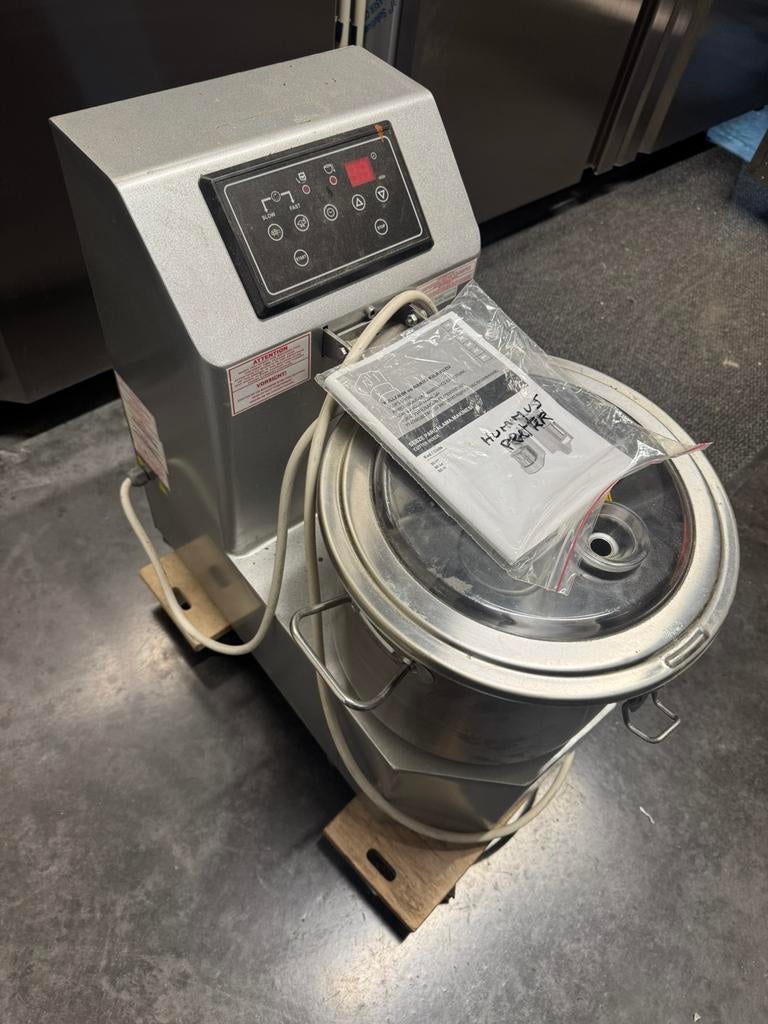 Veggie en hummus cuttermixer, Zakelijke goederen, Ophalen, Nieuw zonder verpakking, Bakkerij en Slagerij