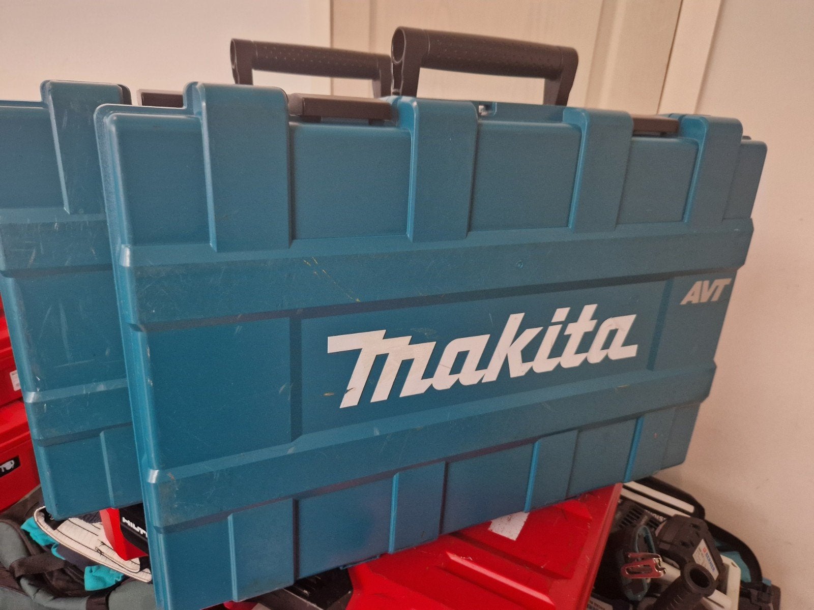 Makita HR4013 50€ lege doos, Ophalen
