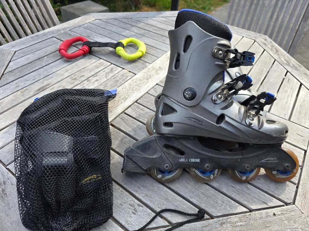 Inline skates maat 39-40, Sport en Fitness, Dames, Zo goed als nieuw, Inline skates 4 wielen, Ophalen