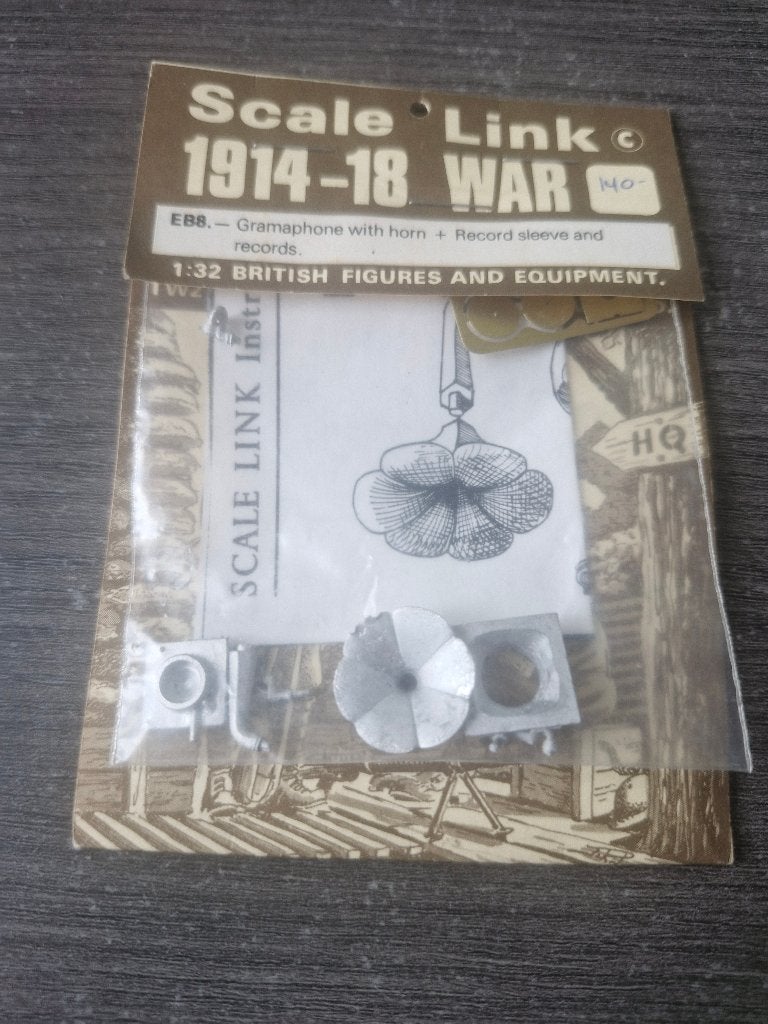 Scale Link 1914-18 War 1/32 Gramaphone with horn + records, Ophalen of Verzenden, Nieuw, Groter dan 1:35, Diorama