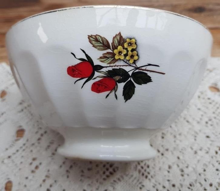 Vintage Franse spoelkom met rode rozen en gele bloemetjes, Antiek en Kunst, Ophalen of Verzenden