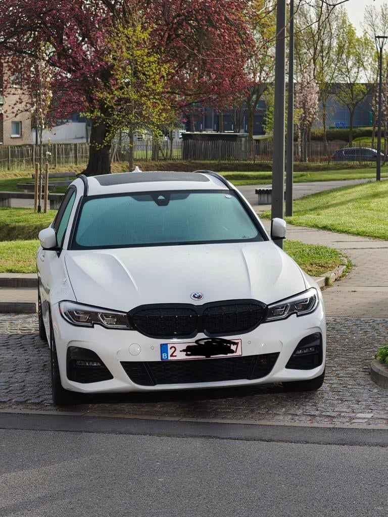bmw 330E Très bon état, (tva récupérable), Auto's, BMW, Automaat, 4 cilinders, Alcantara, Wit