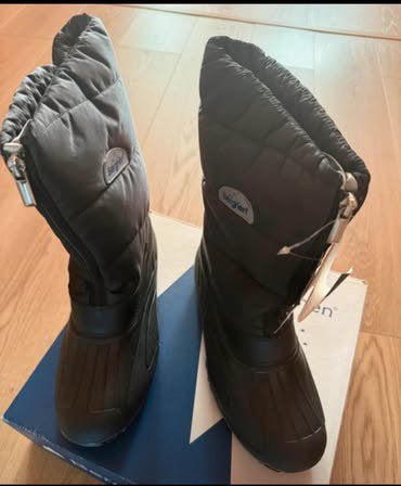 Chaussure berghen botte de neige état neuve !!!, Enlèvement, Comme neuf