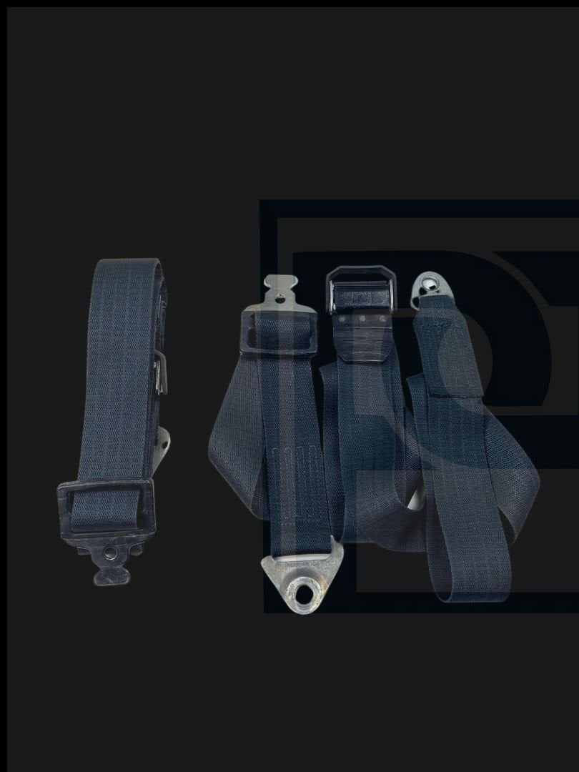 Gordels voorzijde zwart volvo 140/164 2-delige set Seatbelt, Autos : Pièces & Accessoires, Enlèvement ou Envoi, Neuf