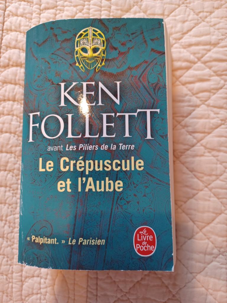 Livre de poche - Ken Follett, Boeken, Esoterie en Spiritualiteit, Ophalen, Gelezen, Ken Follett, Verhaal of Roman