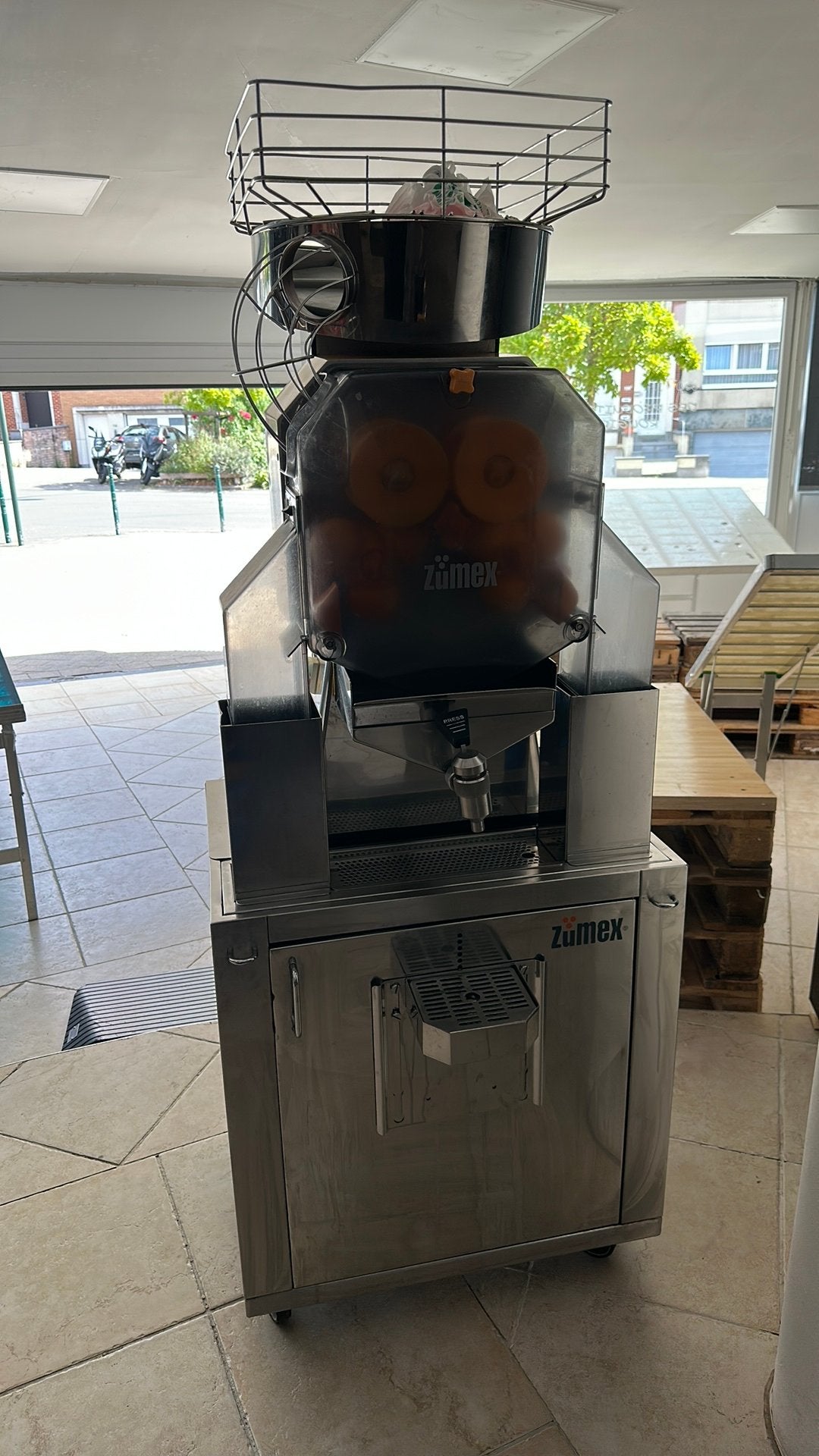 Machine Zumex, Elektronische apparatuur, Juicers, Ophalen of Verzenden, Zo goed als nieuw
