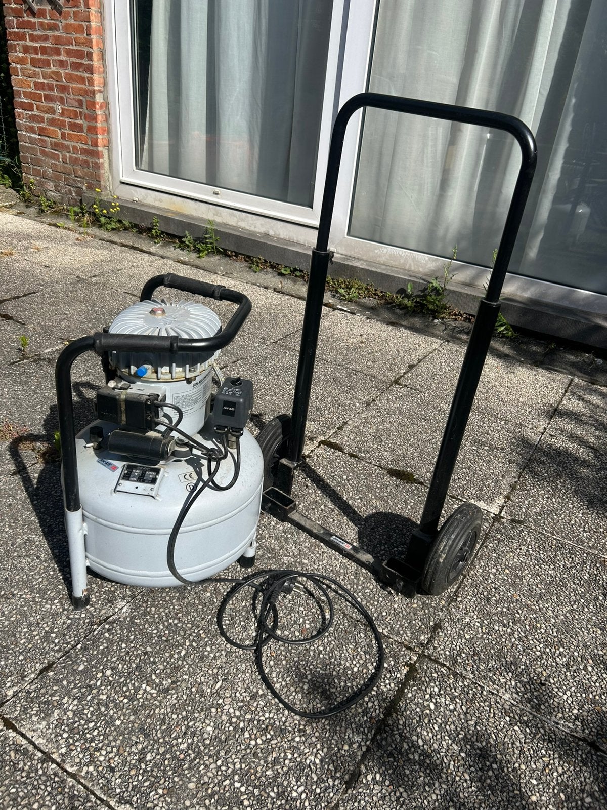 Compresseur Jun Air model 6-25, Jardin & Terrasse, Nettoyeurs haute pression, Utilisé, Enlèvement