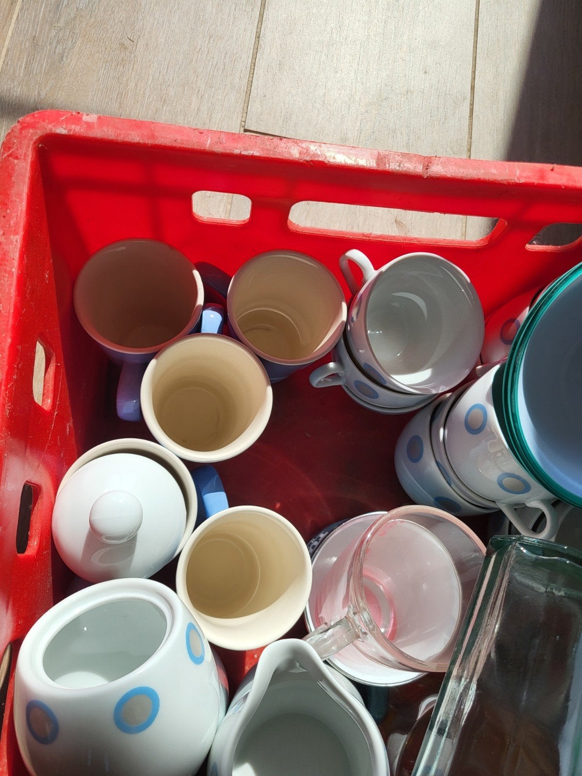 Servies en bestek, Ophalen