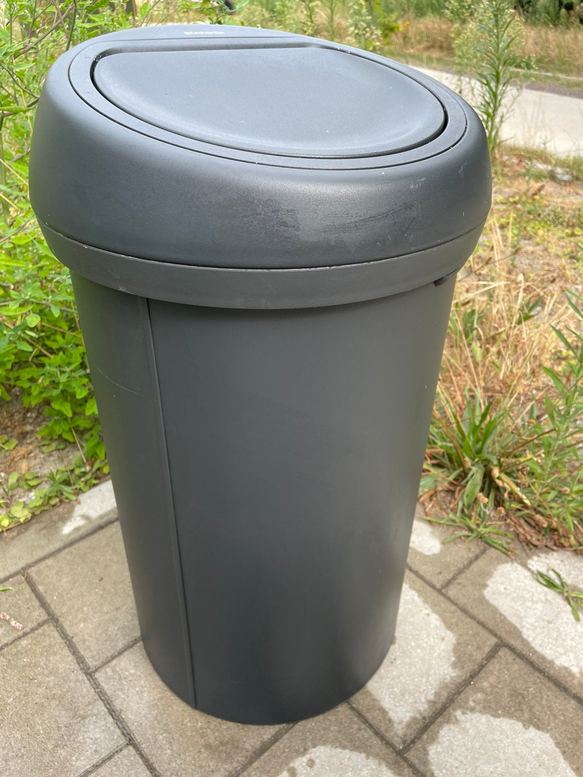 Brabantia Touch bin 60 L, Huis en Inrichting, Woonaccessoires | Prullenbakken, 40 liter of meer, Ophalen, Gebruikt, 50 – 75