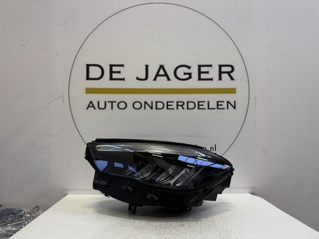 GLA W247 H247 FACELIFT HIGH PERFORMANCE KOPLAMP A2479066107, Auto-onderdelen, Gebruikt, Mercedes-Benz AG, Mercedes-Benz, Mercedesstrasse 120
70372  Stuttgart, DE