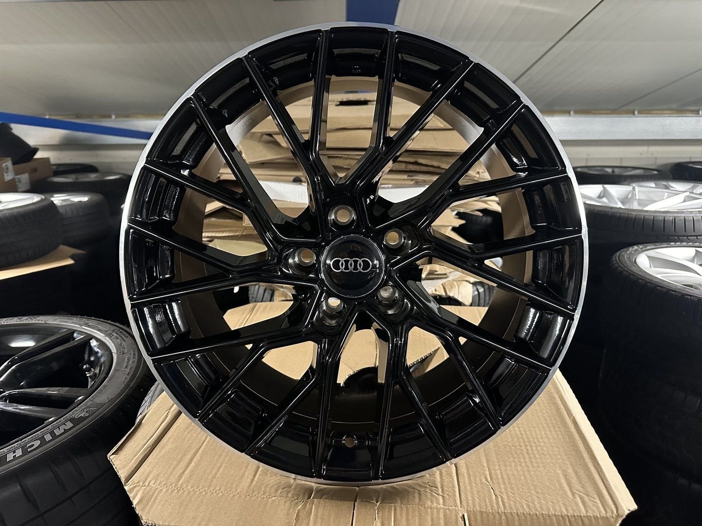 NIEUW 18inch Audi VW Seat Skoda BMW RS Style Velgen! 5x112, Autos : Pièces & Accessoires, Pneus & Jantes, Pneus et Jantes, Véhicule de tourisme
