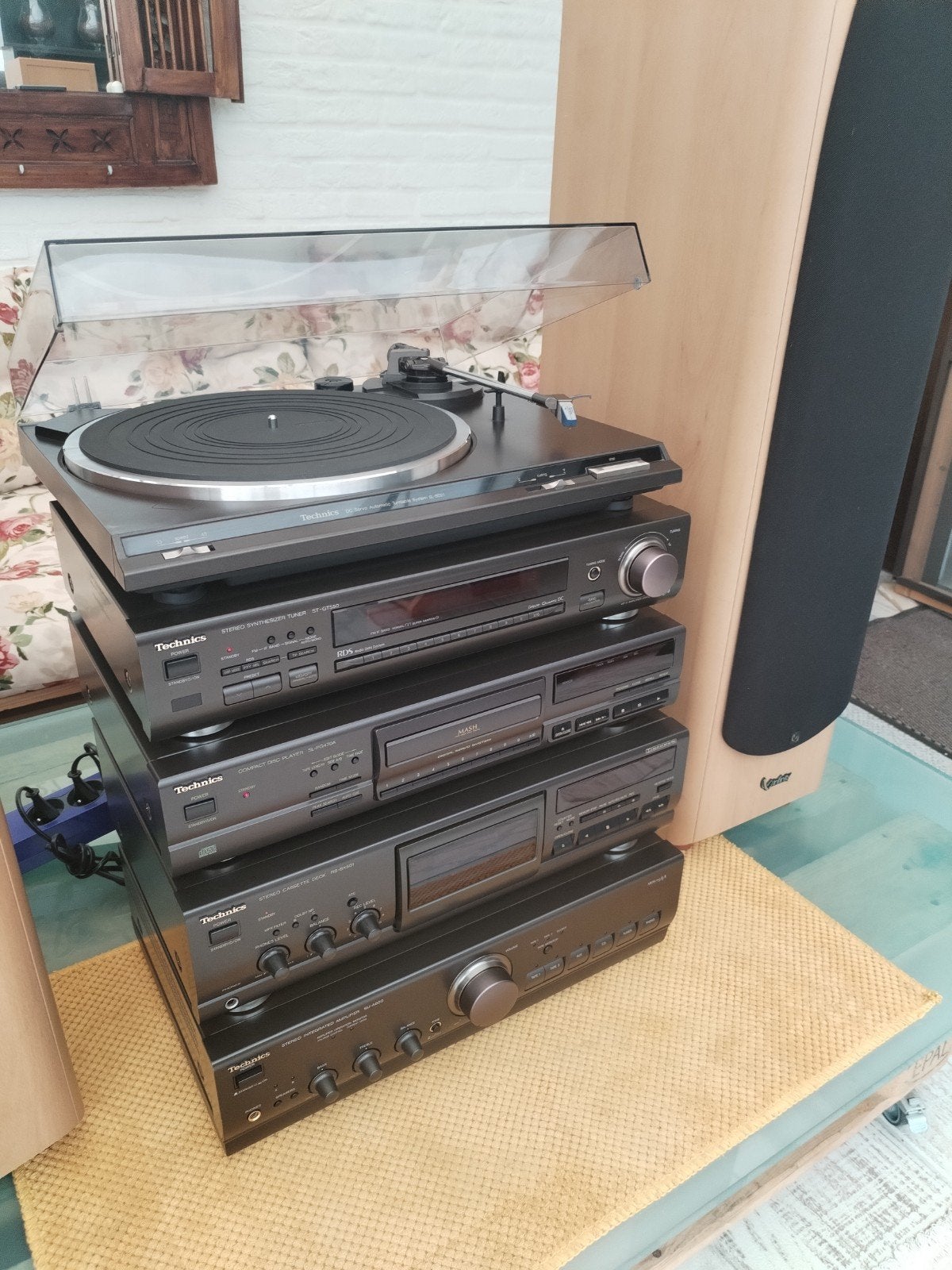 Technics Hifi, Enlèvement