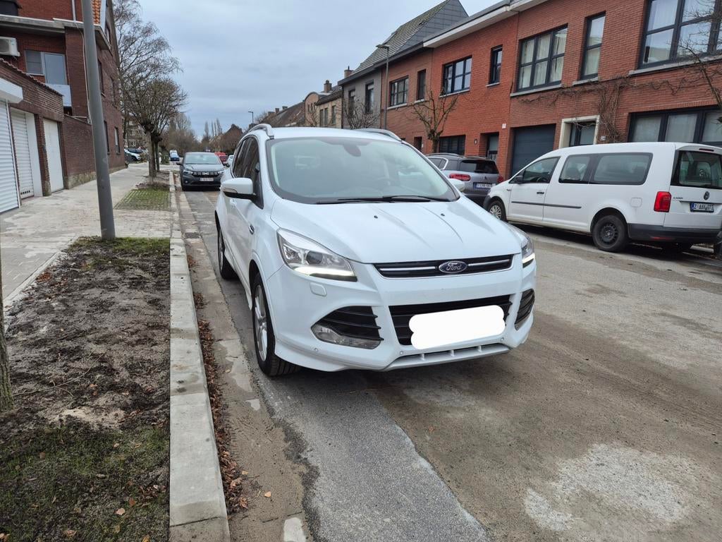 Ford kuga  titaniumss+ 4x4, Auto's, Automaat, Elektrische koffer, Leder, Vierwielaandrijving
