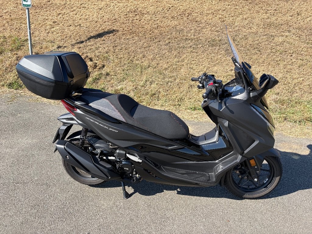 Honda Forza 350 état neuf, 350 cm³, Scooter, 12 à 35 kW, ABS