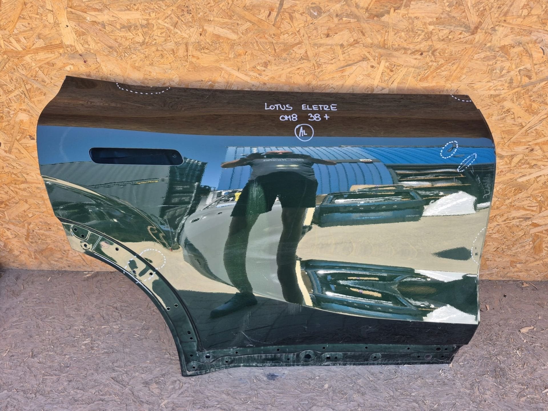 Lotus Eletre Portier Rechts, Gebruikt, Info@lotuscars.com, Deur, Lotus