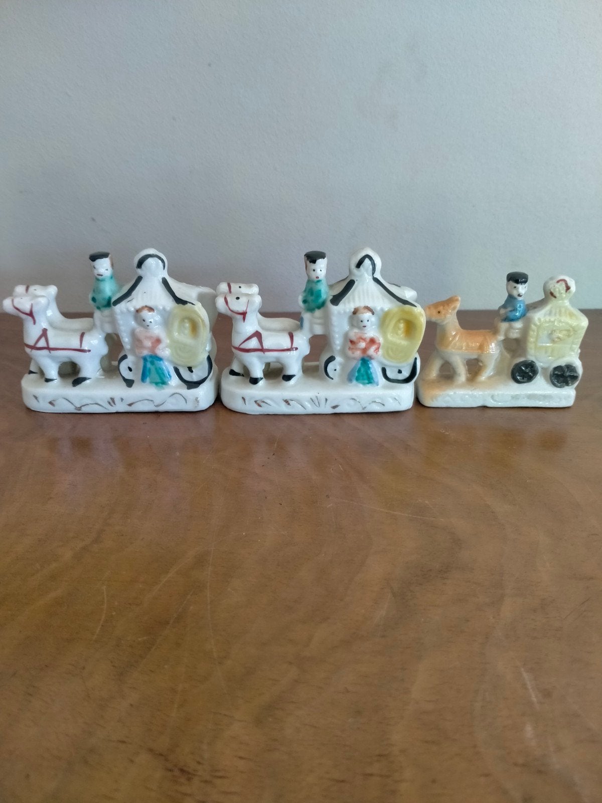porseleinen figuurtjes, Ophalen