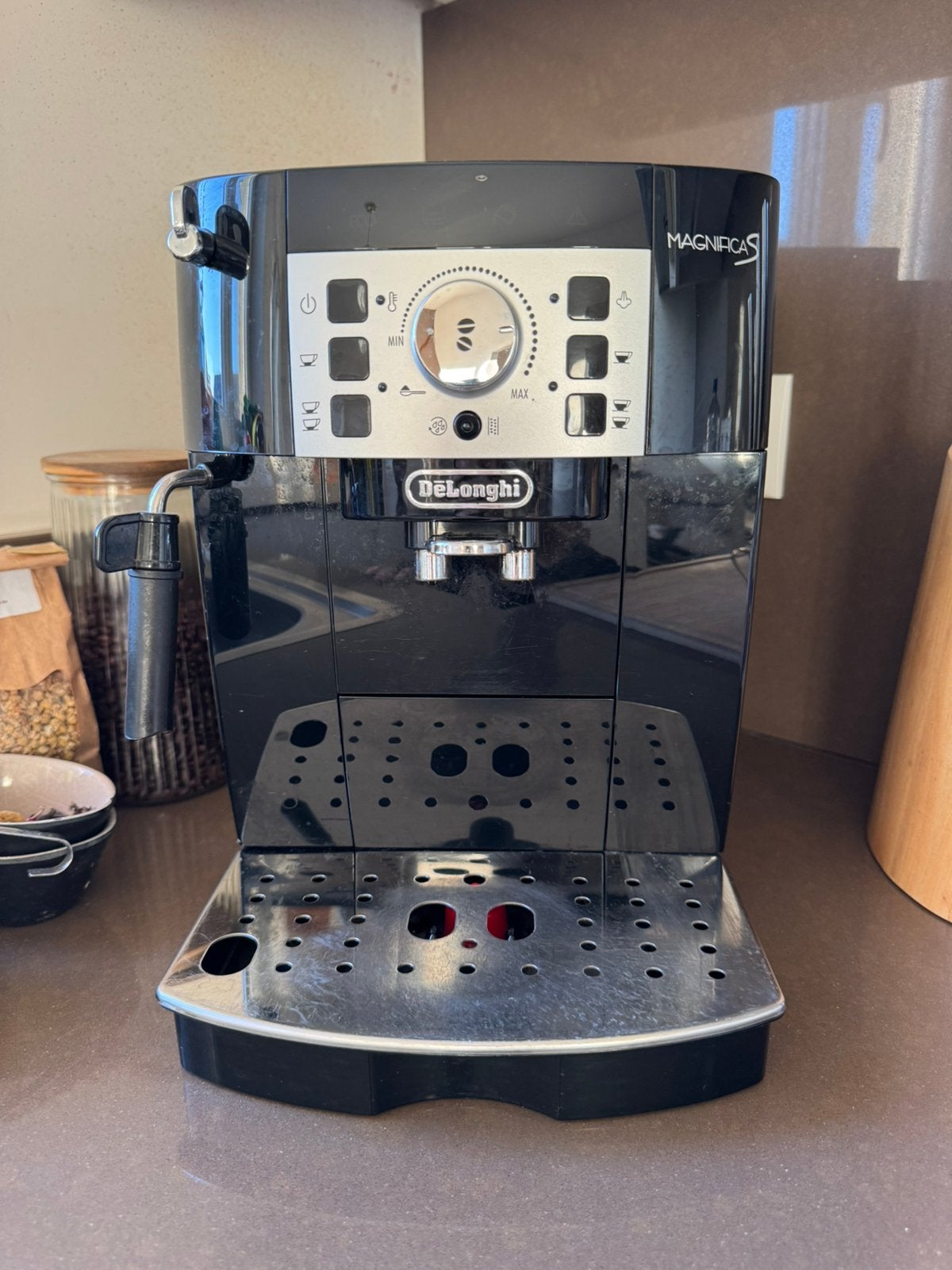 De'Longhi Magnifica S, Enlèvement, Comme neuf, Cafetière, Tuyau à Vapeur