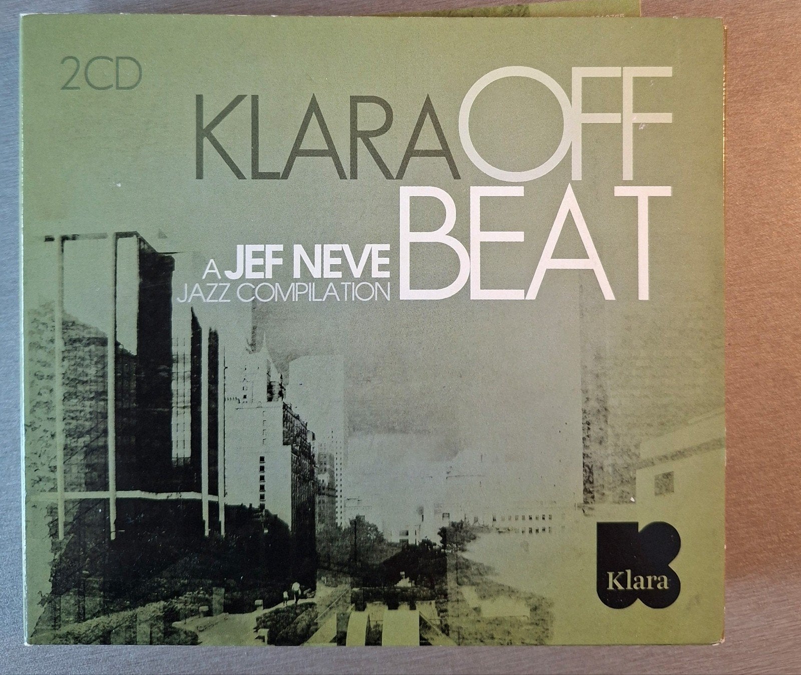 2cd. Klara. Off Beat. A Jef Neve Jazz Compilation., Ophalen of Verzenden, Gebruikt