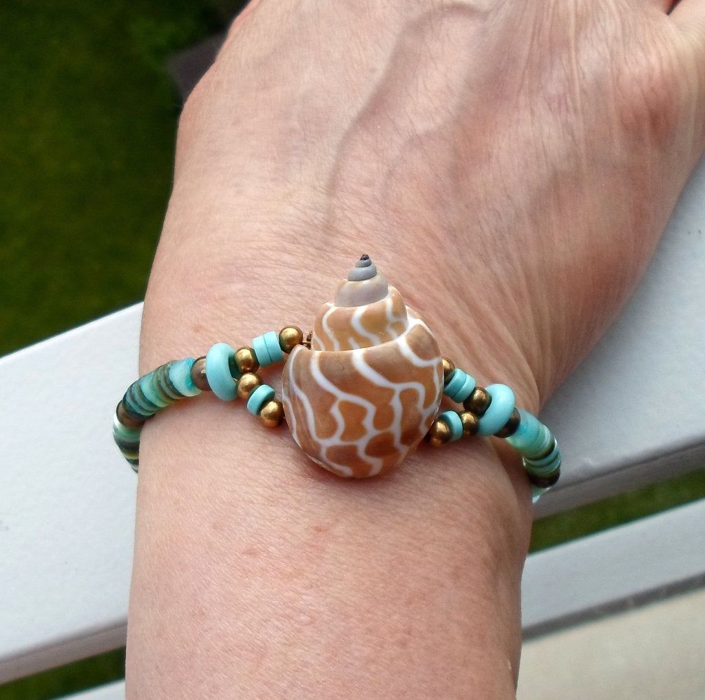 Bracelet amérindien femme rondelles turquoises coquillages, Neuf, Enlèvement ou Envoi, Avec bracelets à breloques ou perles, Autres matériaux
