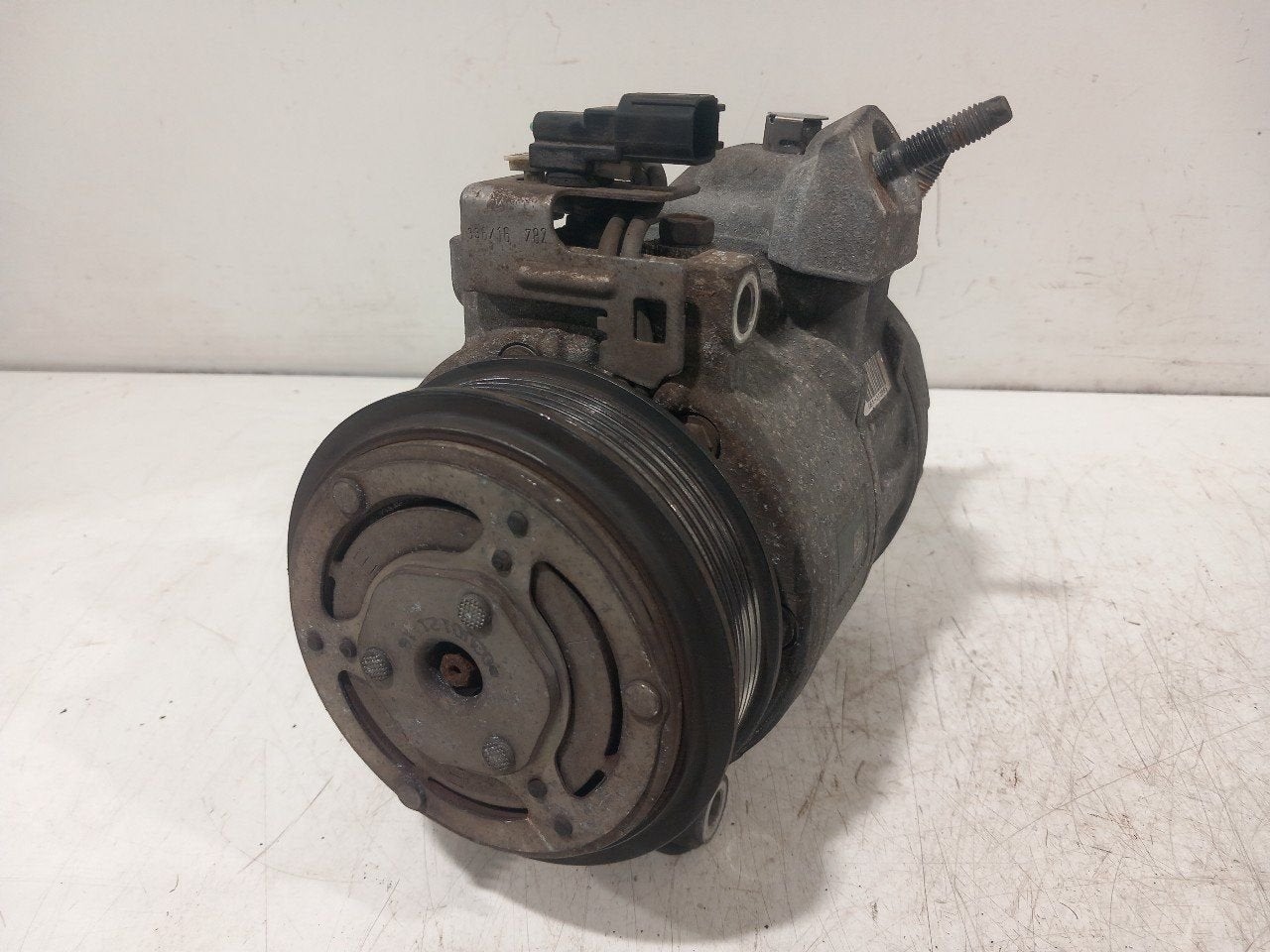 Airco pomp Ford Transit Connect, Onderdelen@venauto.nl, Van der Ven Autorecycling B.V., Gebruikt, Ettenseweg 76, 4706 PB Roosendaal, The Netherlands