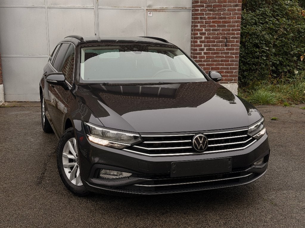 Volkswagen Passat Variante 1.5 TSI Style Business, Autos, Achat, Entreprise, Carnet d'entretien, Noir