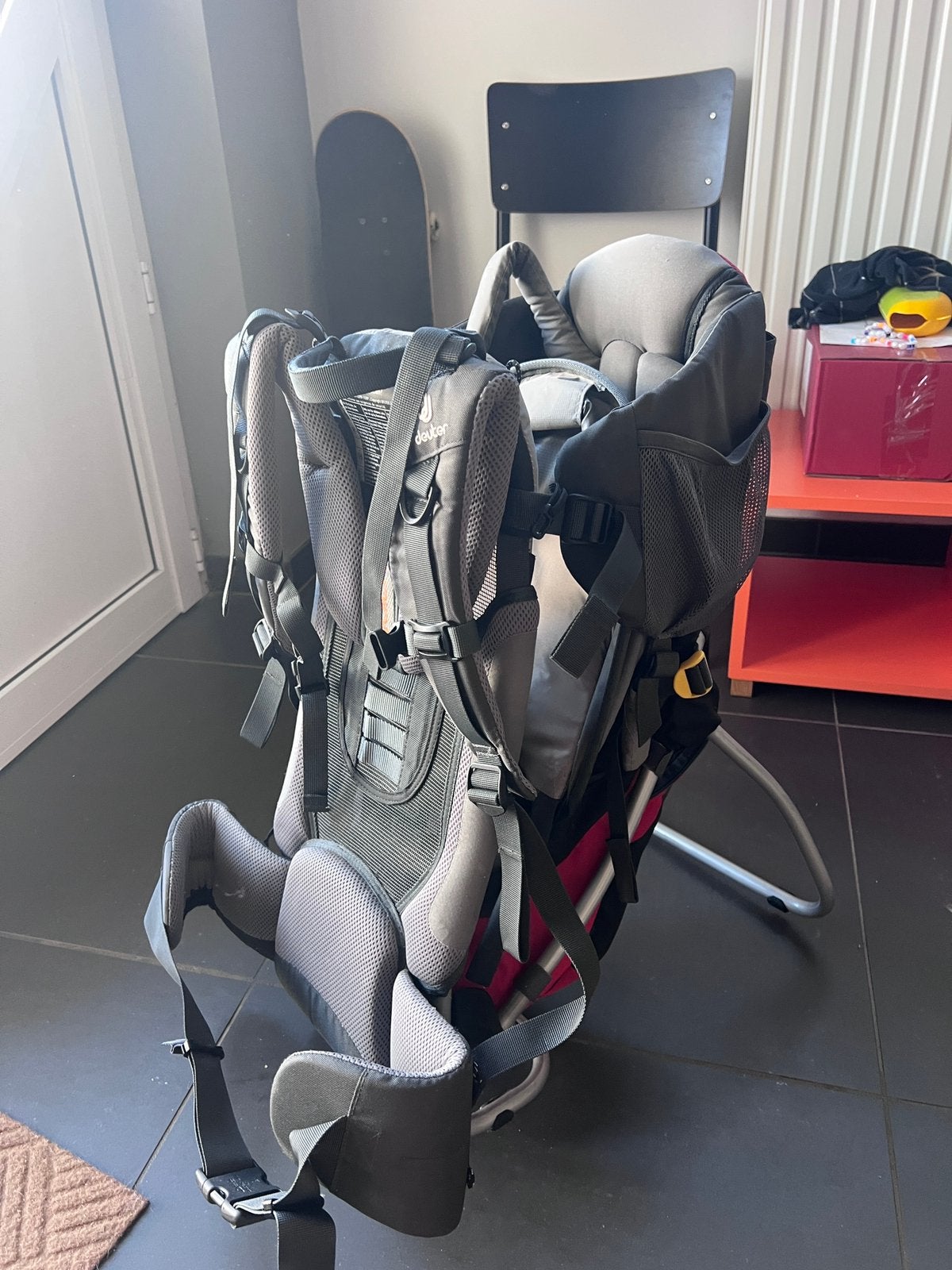 Deuter Kid Comfort kinderdrager, Kinderen en Baby's, Babydragers en Draagdoeken, Ophalen, Zo goed als nieuw, Rug, Draagzak