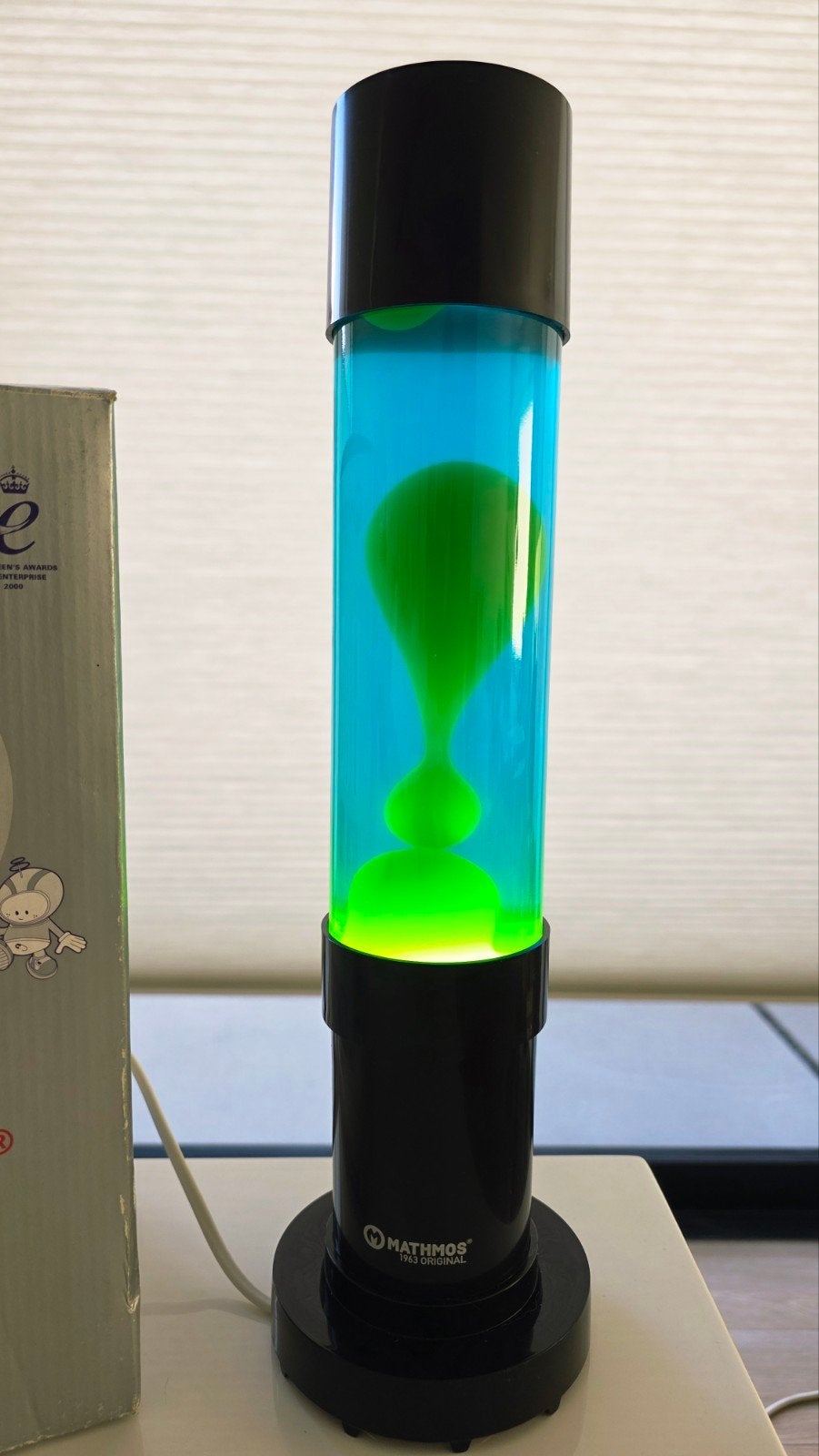 Originele Mathmos Jet lavalamp blauw/groen in originele doos, Huis en Inrichting, Overige merken, Ophalen of Verzenden, Zo goed als nieuw